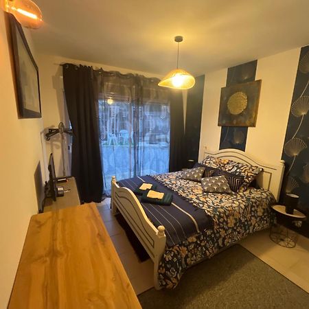 Chambre D Hote A La Plage De 15 M2 Le Manapany Камие Екстериор снимка